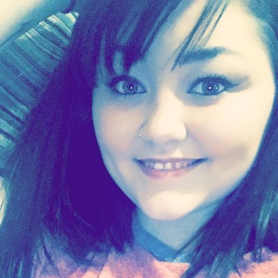 Profile Picture of Cynthia Gillespie (@BoxTROLL1014) on Twitter