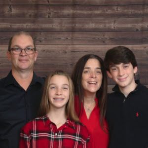 Profile Picture of Laurie Hallick (@lauriehallick) on Tiktok