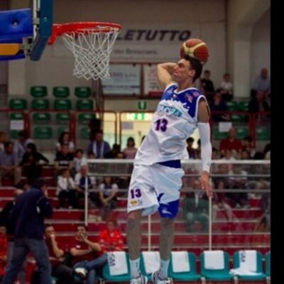Profile Picture of Nicholas Crow (@CrowLibero) on Twitter