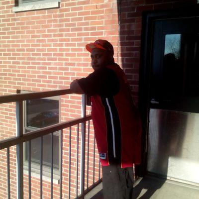 Profile Picture of Damon Vaughn (@mr2kballer) on Twitter