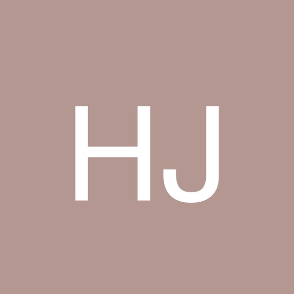 Profile Picture of Haley Johnkins (@hmireillej) on Poshmark