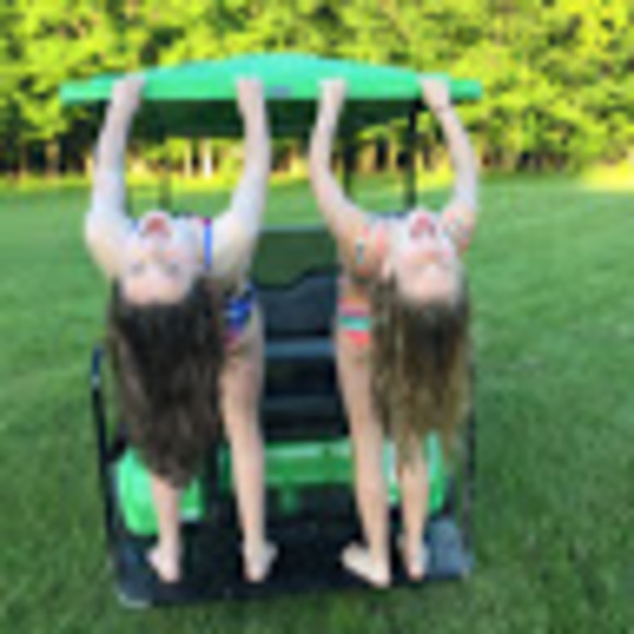 Profile Picture of Grace Tarquinto (@gtarquinto) on Poshmark