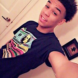 Profile Picture of Edward Napper (@30_Ls) on Twitter