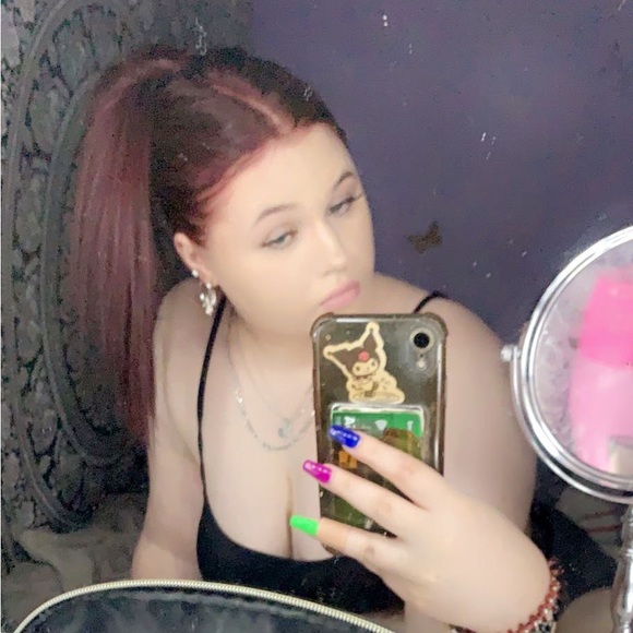 Profile Picture of Anika Pakula (@mousy535) on Poshmark