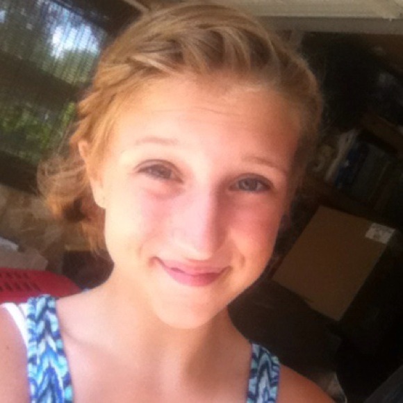 Profile Picture of Libby Taberski (@sweetbeads) on Poshmark