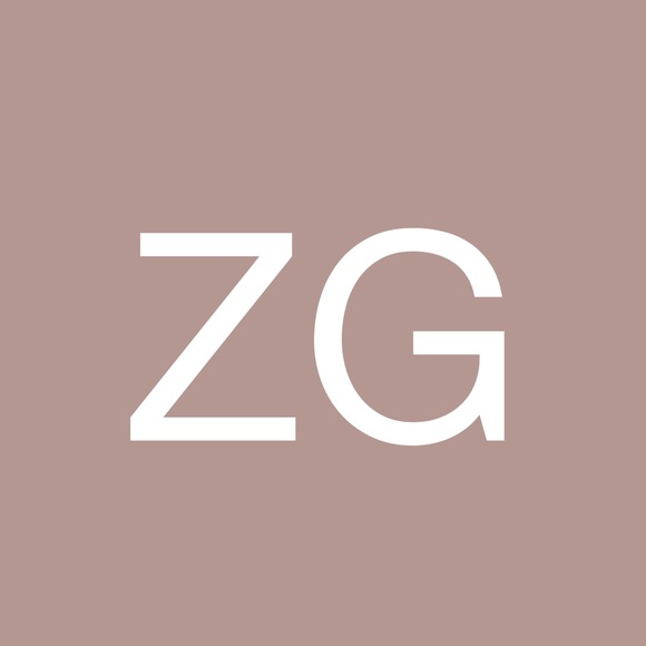 Profile Picture of Zile Golos (@zilegolos) on Poshmark
