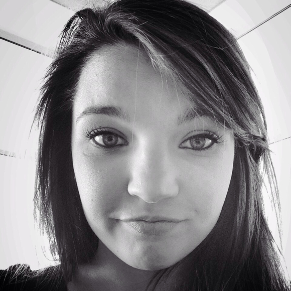 Profile Picture of Whitney Freeman (@whitney_freeman) on Poshmark