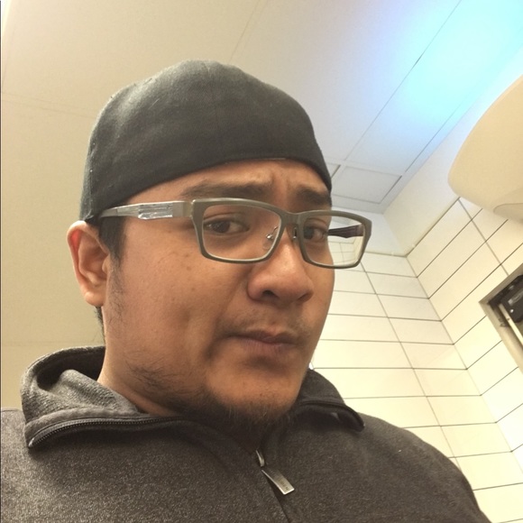 Profile Picture of Jan michael Javier (@mike702) on Poshmark