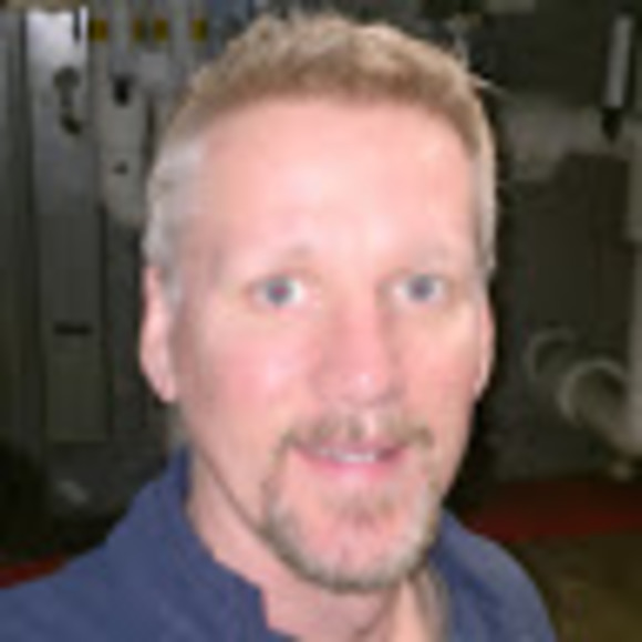 Profile Picture of Christopher Wright (@christopherw636) on Poshmark