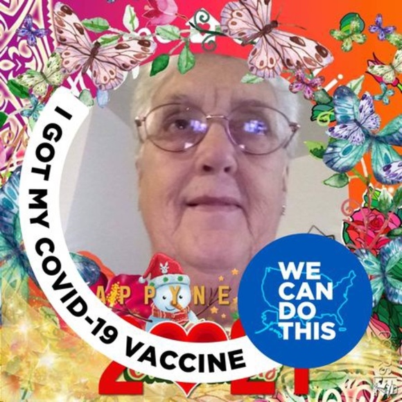 Profile Picture of Cynthia Pinegar (@cynthiapinegar) on Poshmark