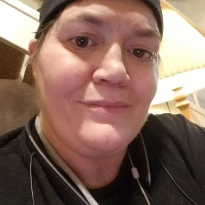 Lora Woods - Twitter Profile Picture of Lora Woods (@LoraWoo60422125) on Twitter