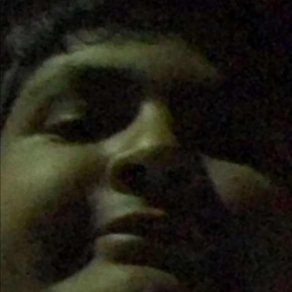 Profile Picture of Titan Wasilenkoff (@turtal3) on Poshmark