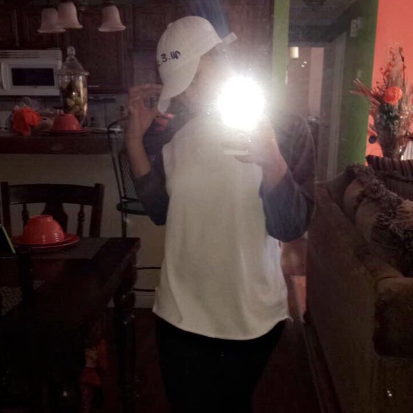 Profile Picture of Alexcia Rogers (@alexciar) on Poshmark