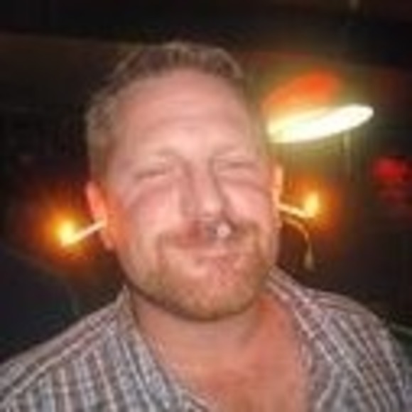 Profile Picture of Jay Silverthorne (@jaysilverthorne) on Poshmark