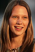 Profile Picture of Brenna Hardingon Wikipedia