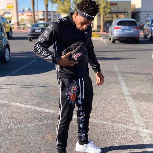 Profile Picture of Ray Waters (@rayis160) on Poshmark