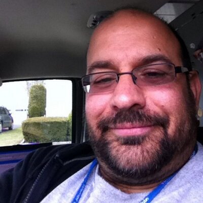 Profile Picture of Douglas Warwick (@dukeydogwarwick) on Twitter