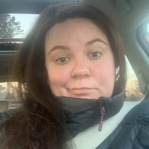 Profile Picture of Lisa marie Christie-callahan (@callahan84) on Poshmark
