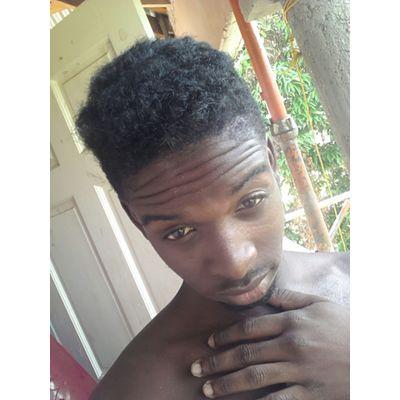Profile Picture of ♡T A FF AR EL. ♡ (@TAffY_JOSeph) on Twitter