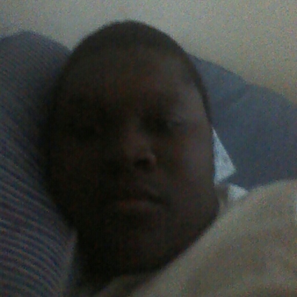 Profile Picture of Larry Martin (@larrym1234) on Poshmark