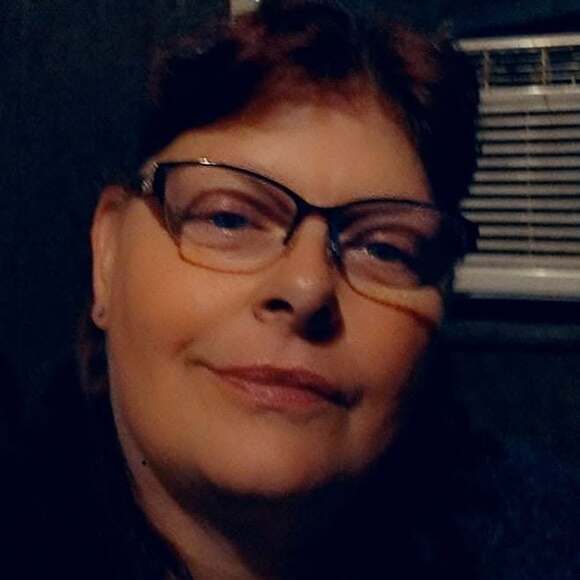Profile Picture of Ginger Stiles (@ginger_stiles) on Poshmark