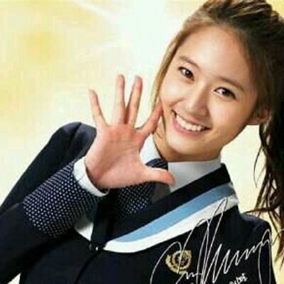 Profile Picture of Krystal Cheng (@Sulikrystal) on Twitter