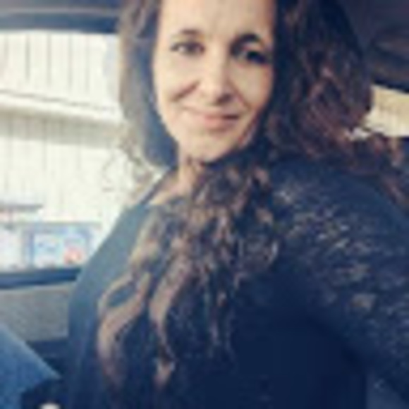 Profile Picture of Alison Marks (@marionali2422) on Poshmark