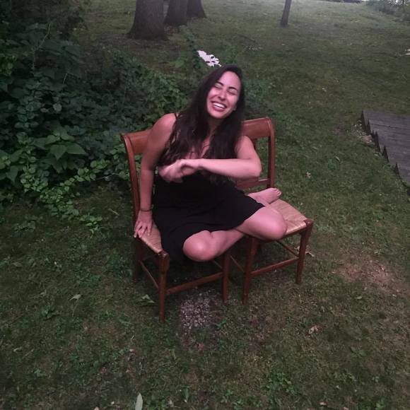 Profile Picture of Rachael Benjamin (@raaaesays) on Poshmark