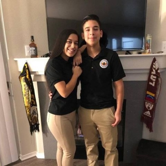 Profile Picture of Amid Alviarez (@amidarca) on Poshmark