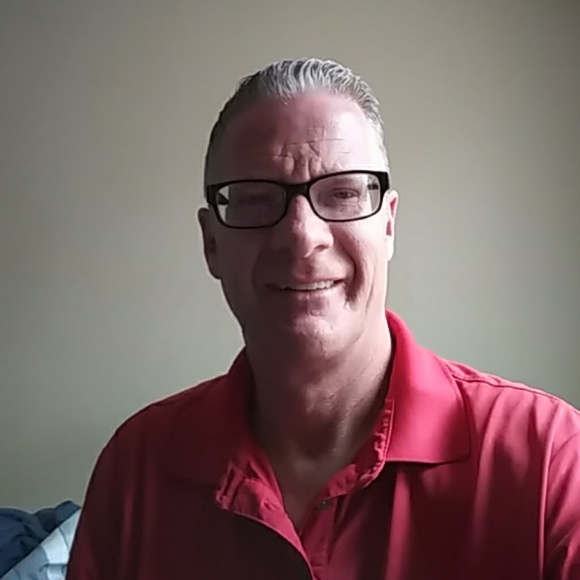 Profile Picture of Van Phillips (@vantheman0916) on Poshmark