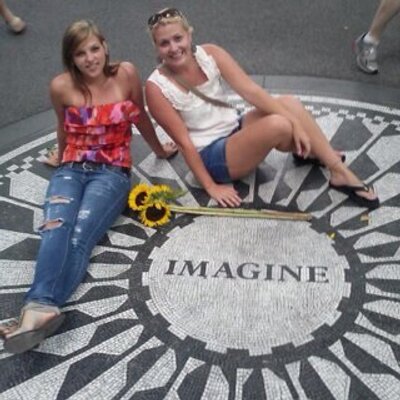 Profile Picture of Leah Grebe (@lgrebe330) on Twitter