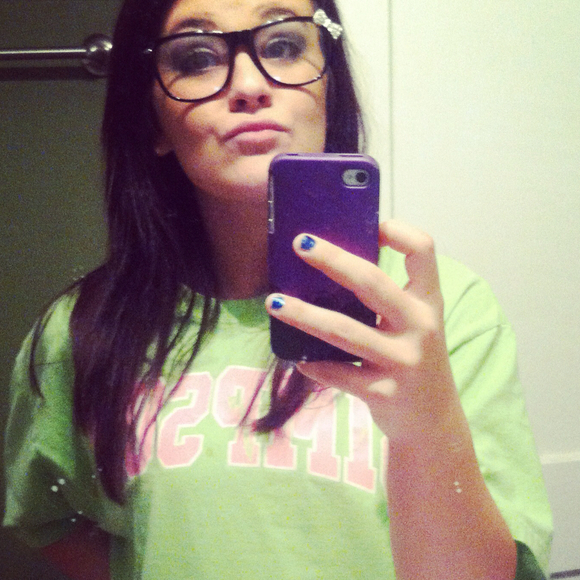 Profile Picture of Kandice Mcgill (@kandimc1211) on Poshmark