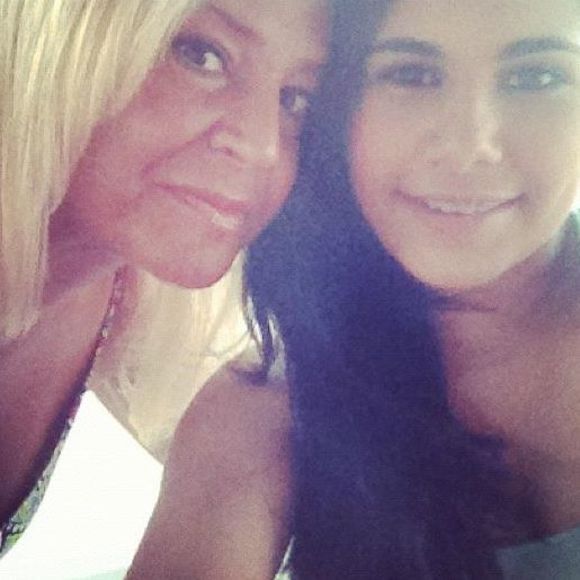 Profile Picture of Paulette Arcuri-locantore (@paulettearcu436) on Poshmark