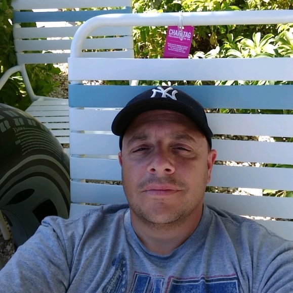 Profile Picture of Joseph Pascale (@joep171) on Poshmark