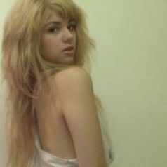 Profile Picture of Crystal Knowles (@crystal.knowles.35) on Facebook