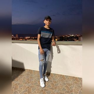 Profile Picture of Robert Andres (@robertsonandres.salazarvasquez) on Facebook