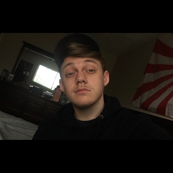 Profile Picture of Kyle Keener (@kylekgk) on Poshmark
