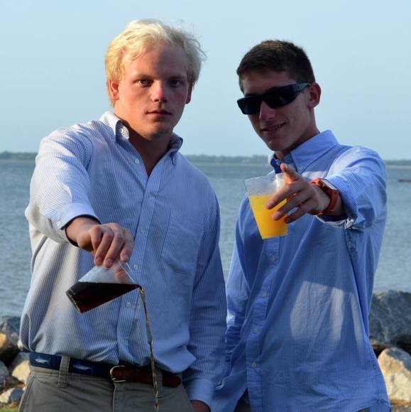 Max Mason - Poshmark Profile Picture of Max Mason (@max_well_mason) on Poshmark