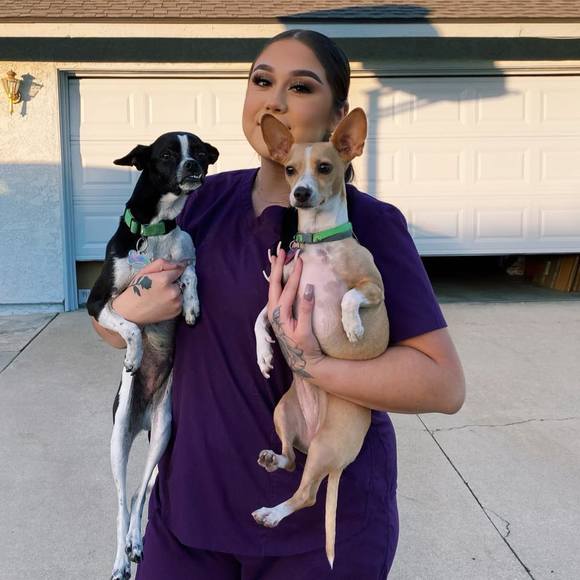 Profile Picture of Ashley Alamos (@ashleyalamos) on Poshmark