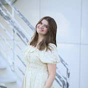 Profile Picture of Ellie Albert (@elliealbert) on Youtube