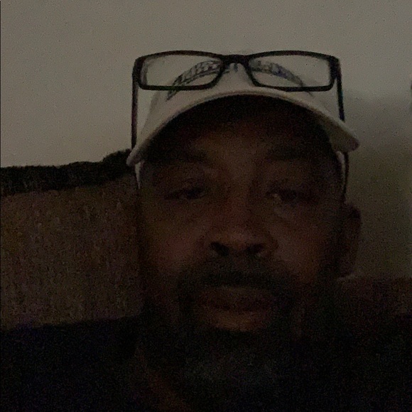 Profile Picture of Gregory Roberts (@gregory50) on Poshmark