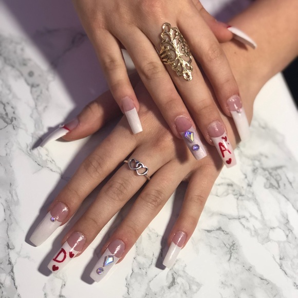 Profile Picture of Amanda Ros (@amayaros14) on Poshmark