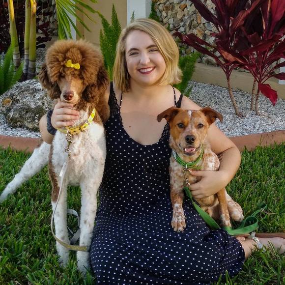 Profile Picture of Tessa Childress (@tessajewel14) on Poshmark