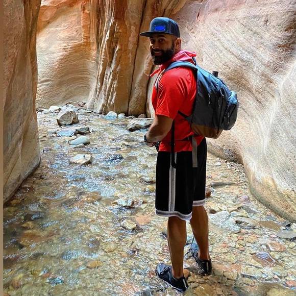 Ruben Suarez - Poshmark Profile Picture of Ruben Suarez (@rubensuarez335) on Poshmark