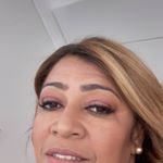 Profile Picture of Rosana Lima (@rosanalimamakeup8) on Instagram