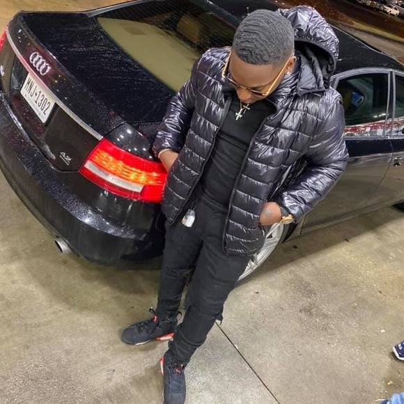 Profile Picture of Dandre Williams (@djnumba9) on Poshmark