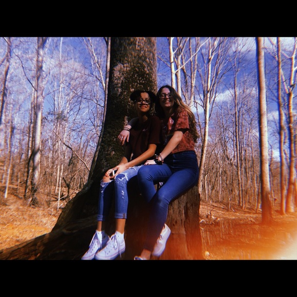 Profile Picture of Hazel Parker (@hazel_parker) on Poshmark