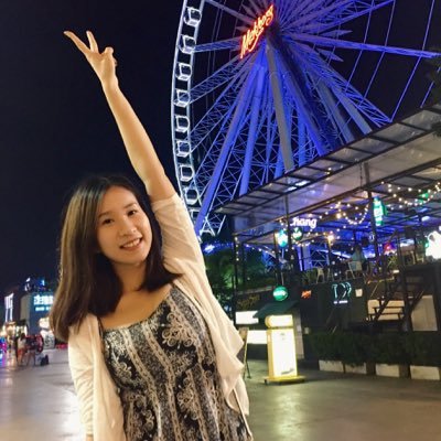 Profile Picture of Vicky Zhu (@VickyZhu1219) on Twitter
