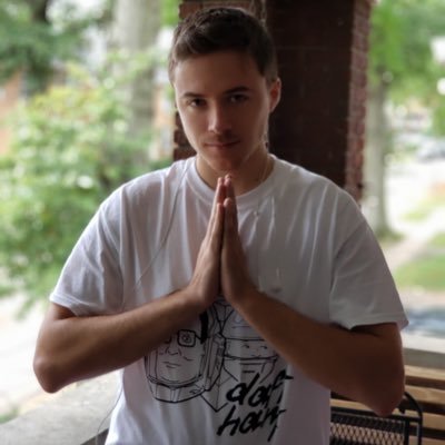 Profile Picture of Edgy Dad (@Blake_Erickson_) on Twitter