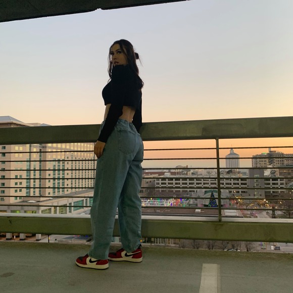 Profile Picture of Amna Gasal (@amna_gasal) on Poshmark